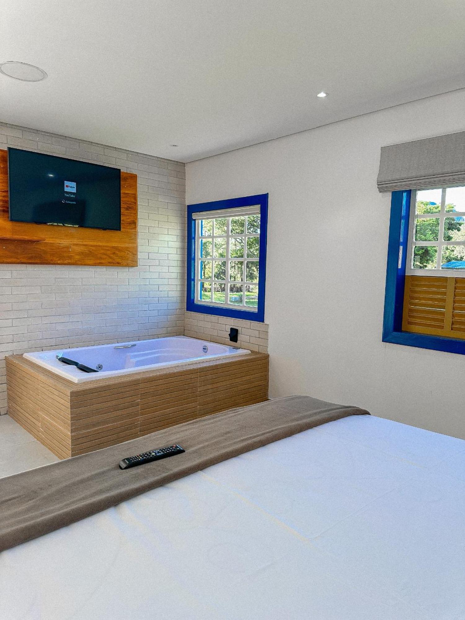 Hotel Pontal De 3*